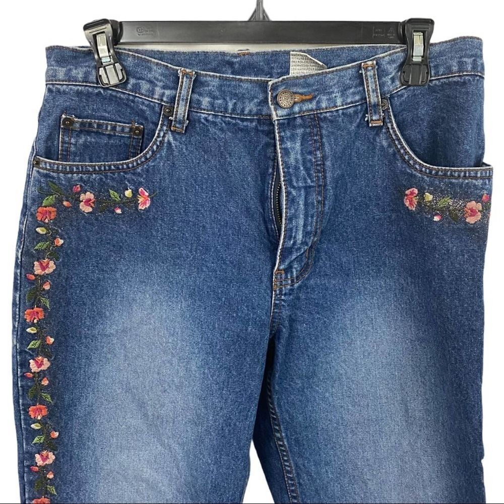 Vintage Bill Blass Flower Embroidered High Rise Blue Jeans Size 8 Petite — image 5 of 8